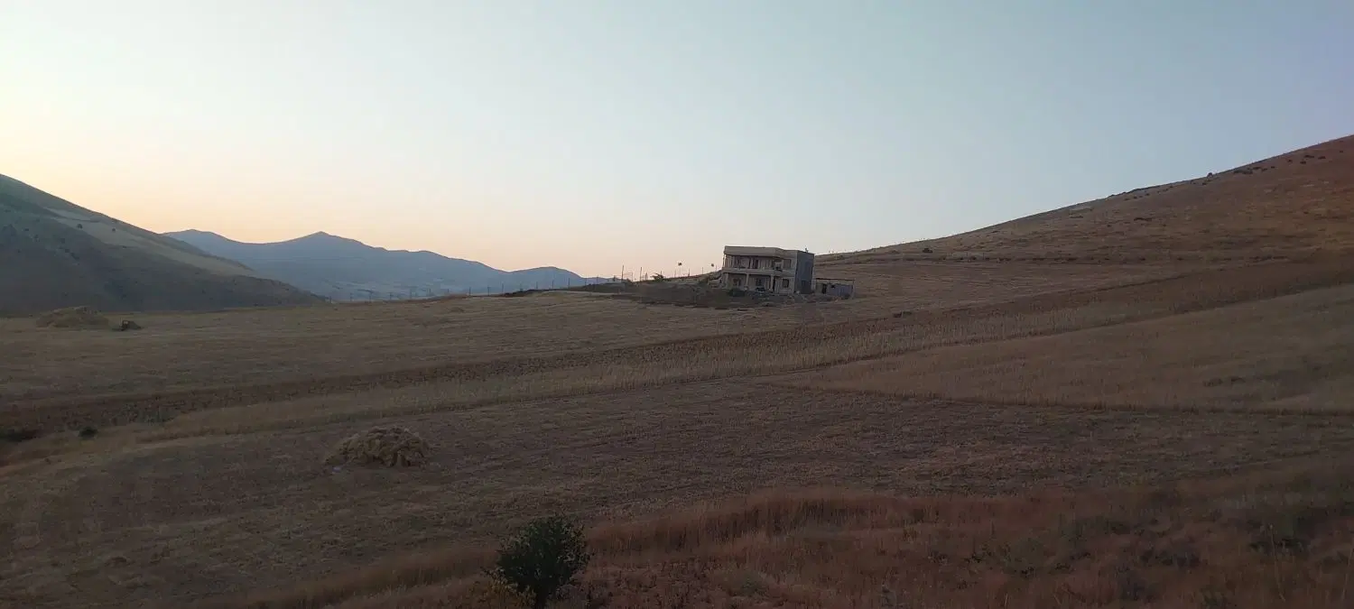 زمین کشاورزی  موقعیت خیلی عالی داره