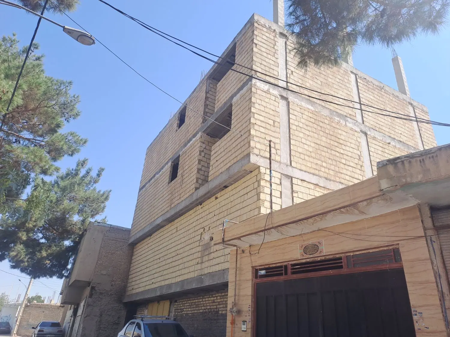 فروش ملک یکجا نیمه ساز