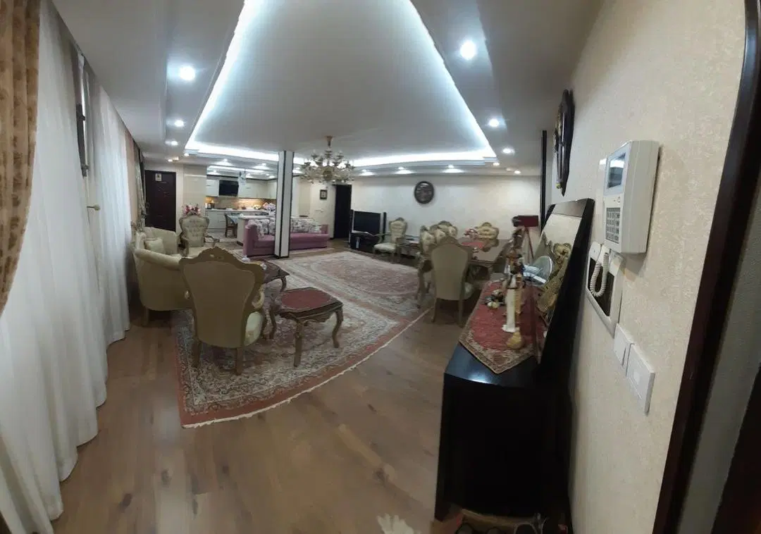 130 متر * 3 خواب * صفر تا صد بازسازی شده * فـول