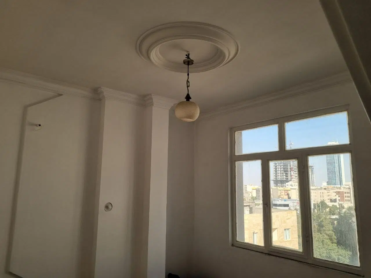 آپارتمان دو خوابه ۸۴متری
