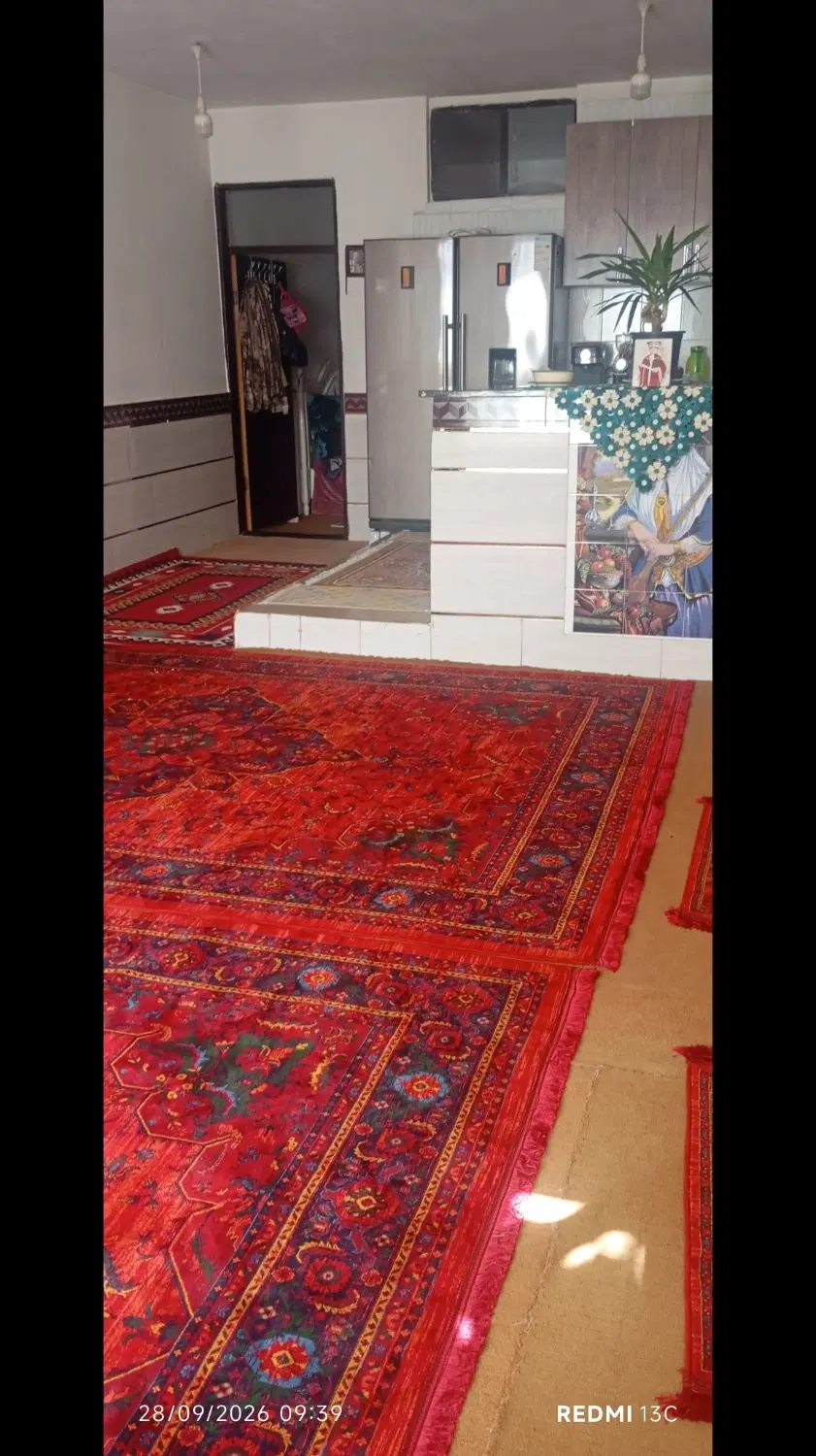 خانه ویلایی دربست شمالی 100متری ماشین روحیاط بزرگ