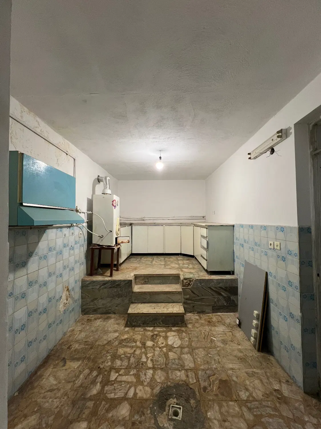 رهن و اجاره منزل ۹۰‌ متری دو خوابه