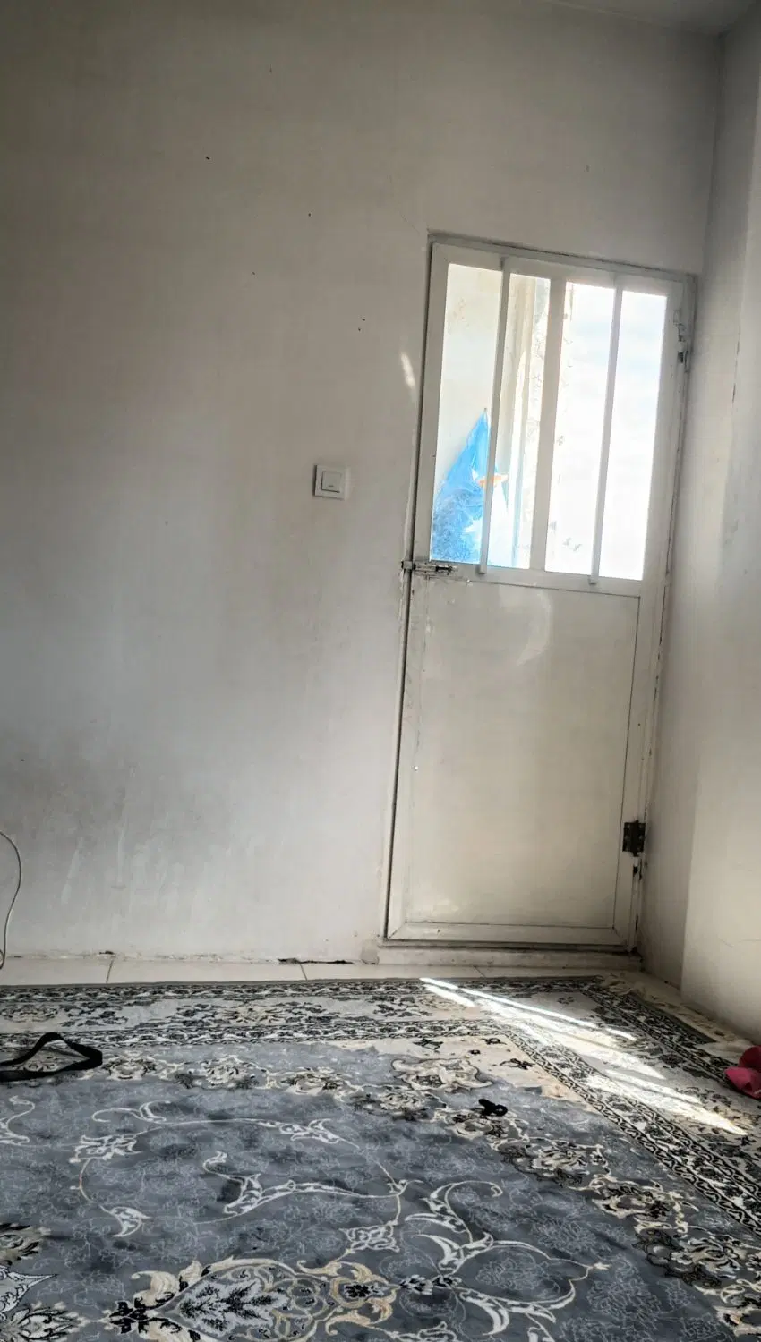 خانه‌دربست‌۵۰‌متری‌بابیست‌مترحیاط
