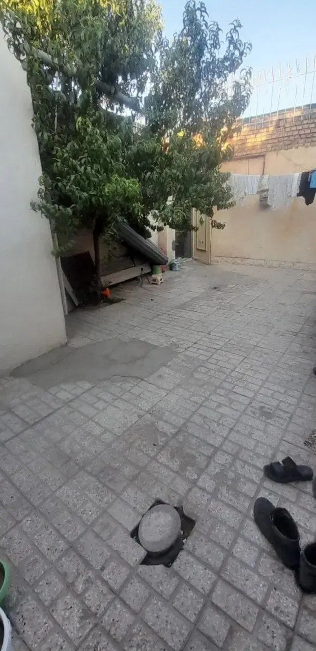 خونه ۱۳۰متری