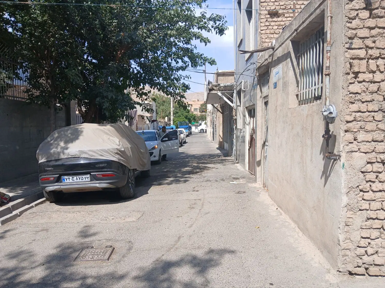 خانه کلنگی با مجوز ساخت ۵ طبقه ۲ واحدی