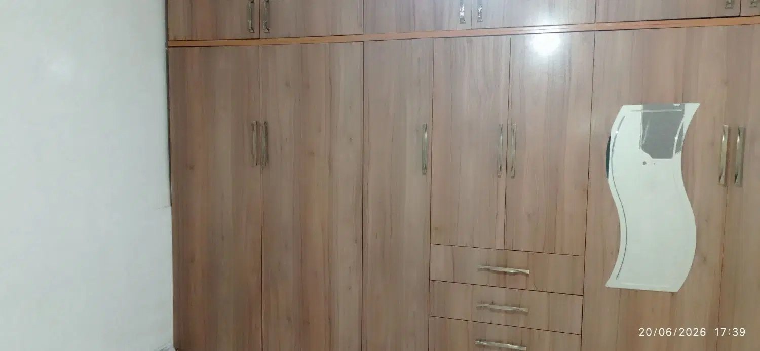 ویلای دربست و واحدبا آسانسور وواحدهمکف دارم