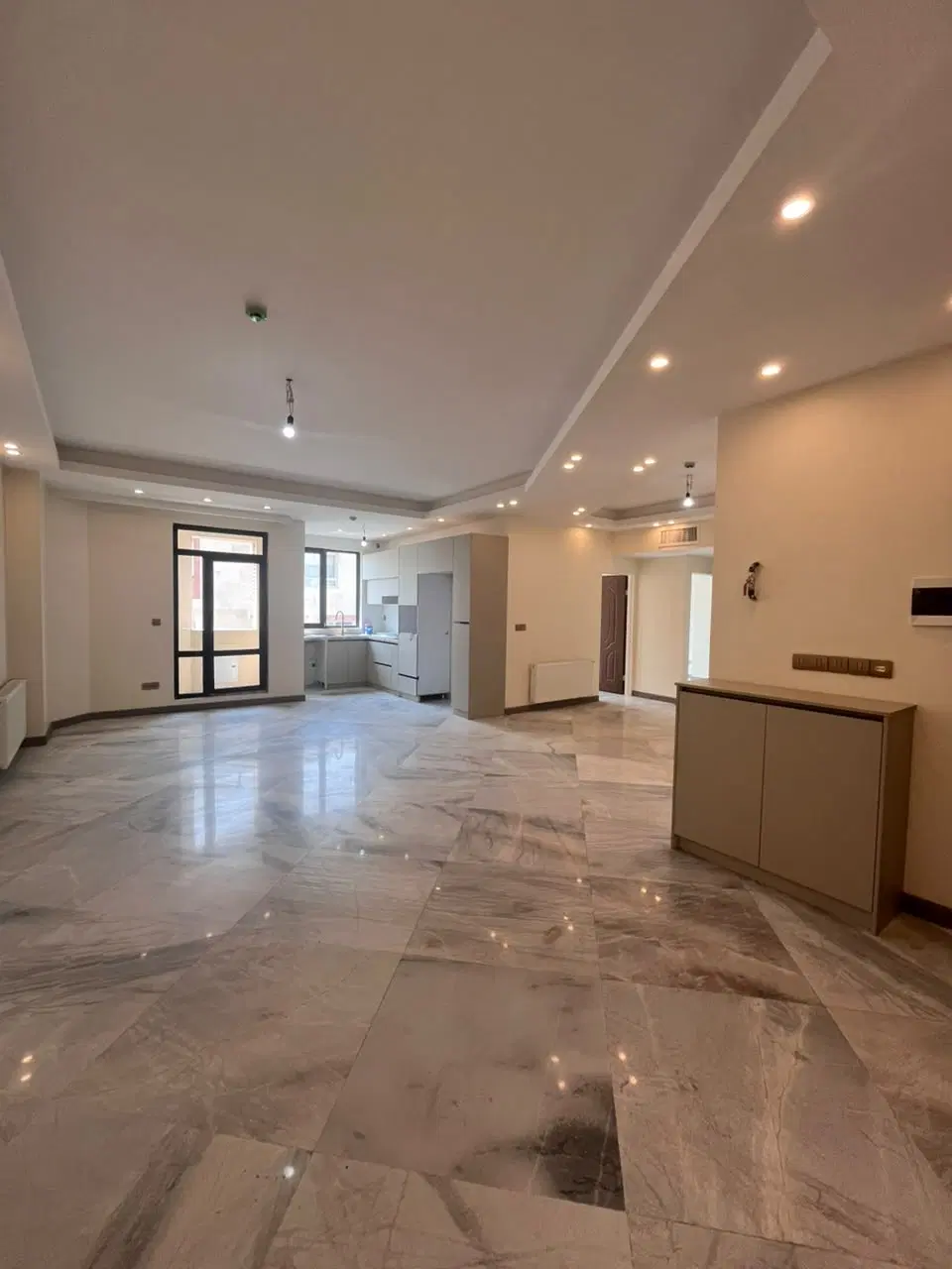 آپارتمان فول امکانات