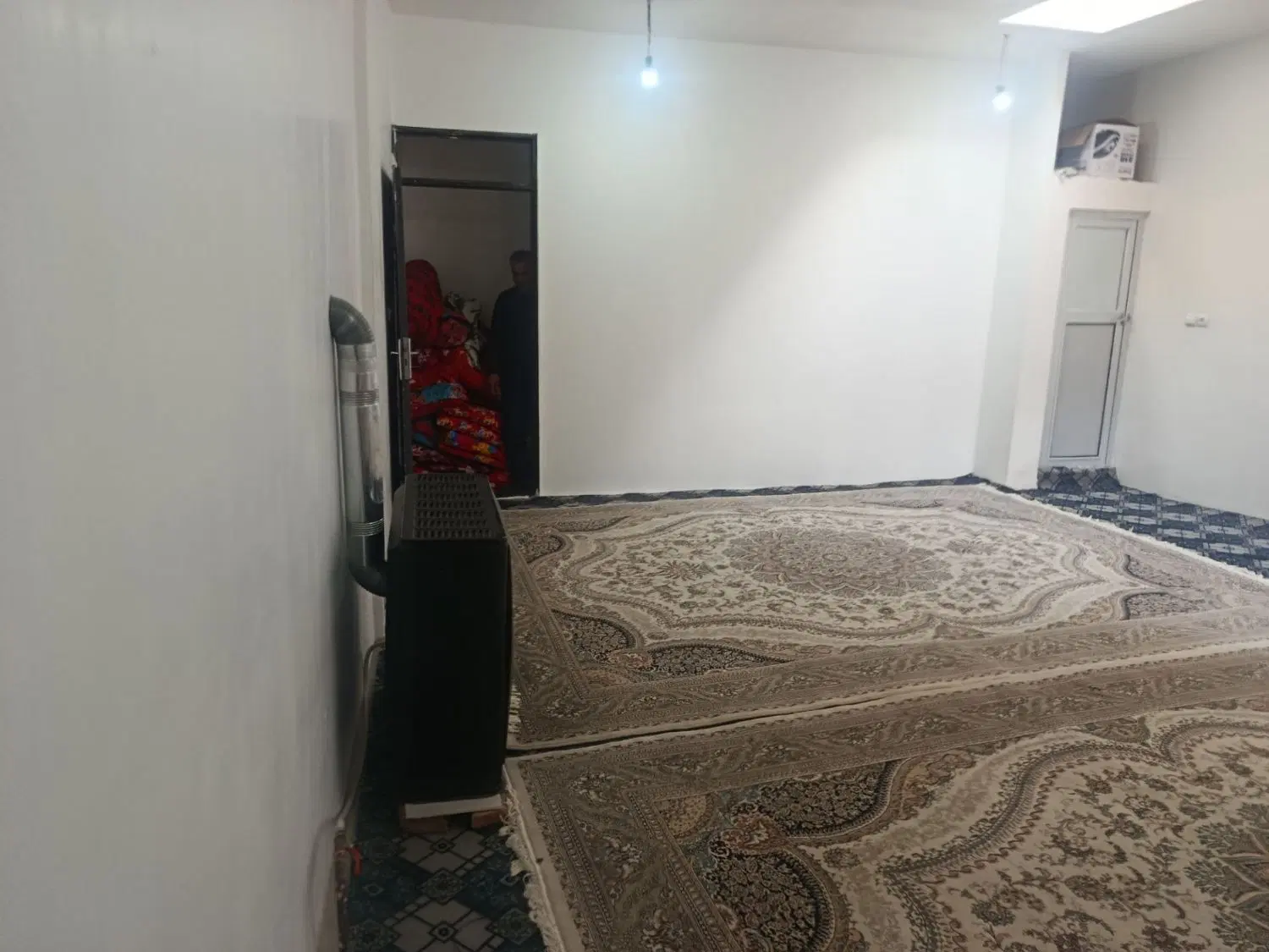 حیاط مسکونی