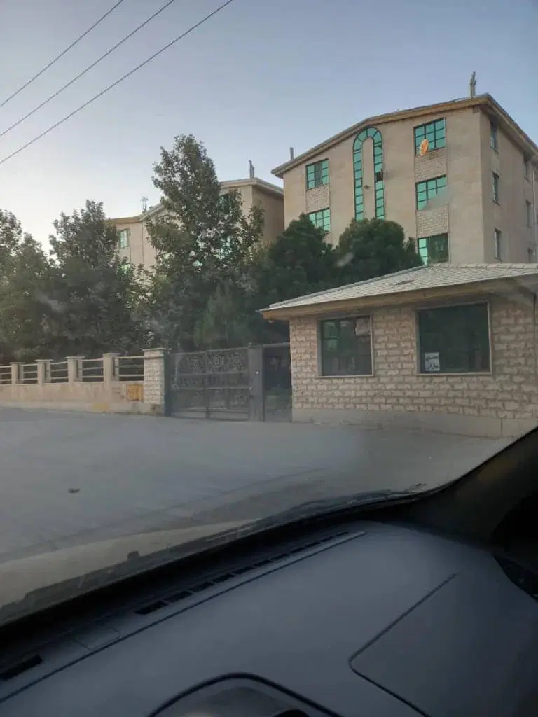 اپارتمان دو خوابه ۱۱۰ متری ۳ ور نورگیر بازسازی شده