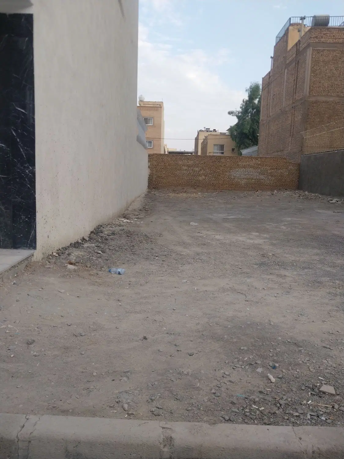 فروش زمین مسکونی تجاری بر شهرک زاینده رود روشن دشت