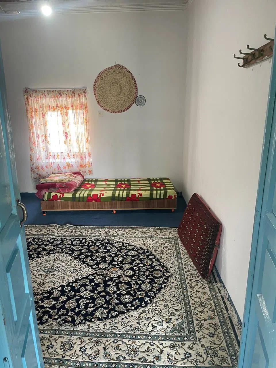 خانه سنتی سه خوابه با تمام امکانات