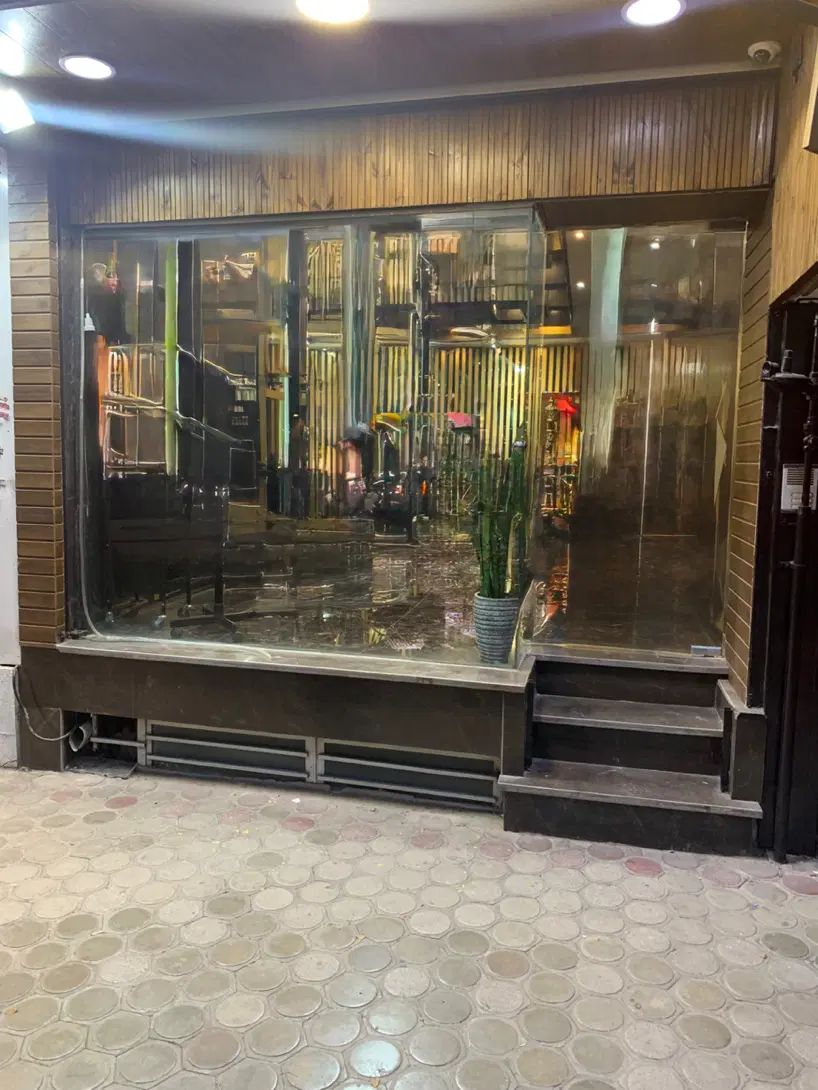 ۶۶ متر مغازه شیخ صدوق میانی