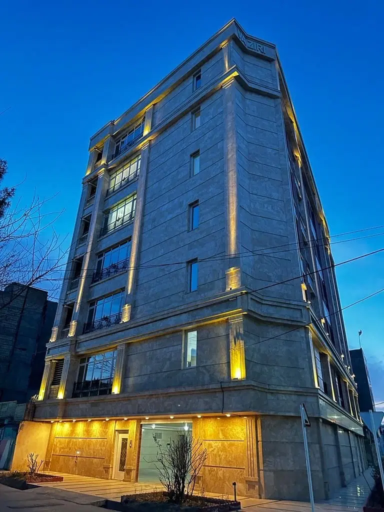 مغازه حاشیه پیروزی