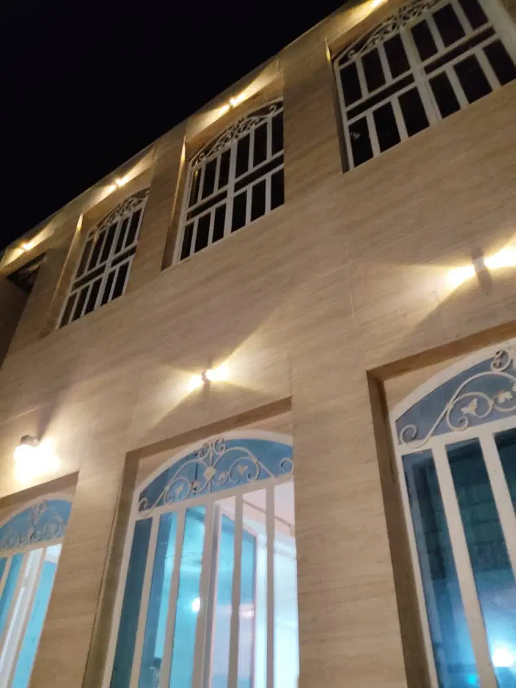 خانه دو طبقه شاپورجان