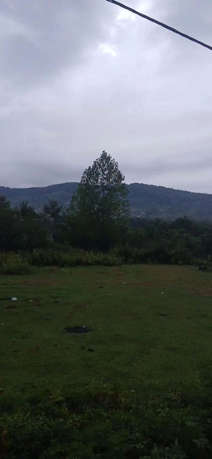 زمین مسکونی ۲۰۰ متری ۲ قطعه