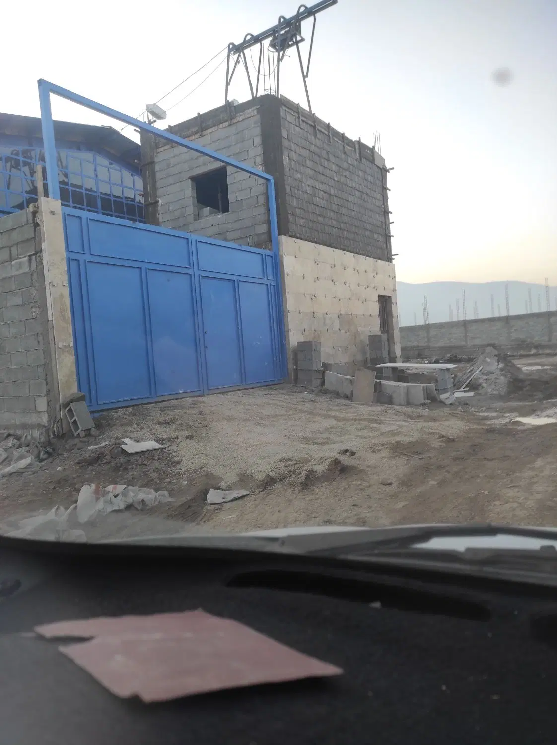 یک عدد سوله 300متری