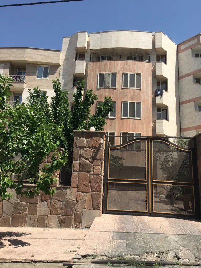 ۳۰۰ متر ویلایی دربست_لوکشین عالی_