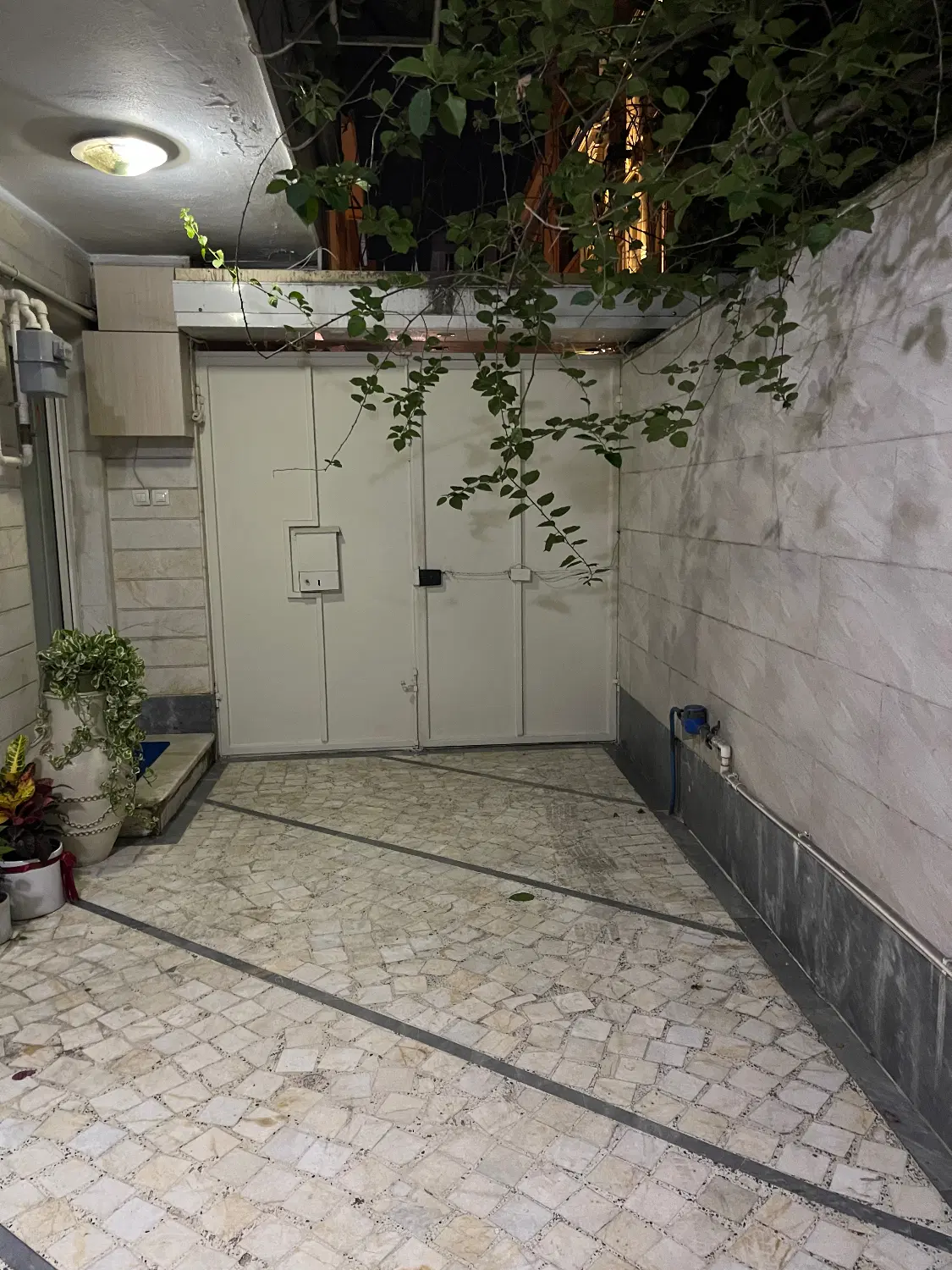 اجاره روزانه ویلا (تاپ لوکیشن)گلسار