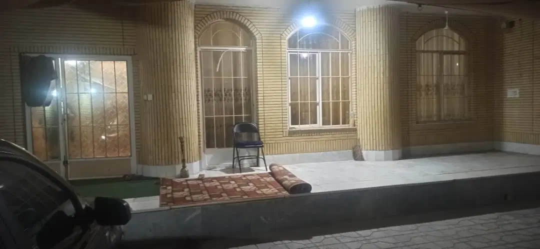 فروش ویلایی شمالی رازی به نظامی ۲۵۰متری