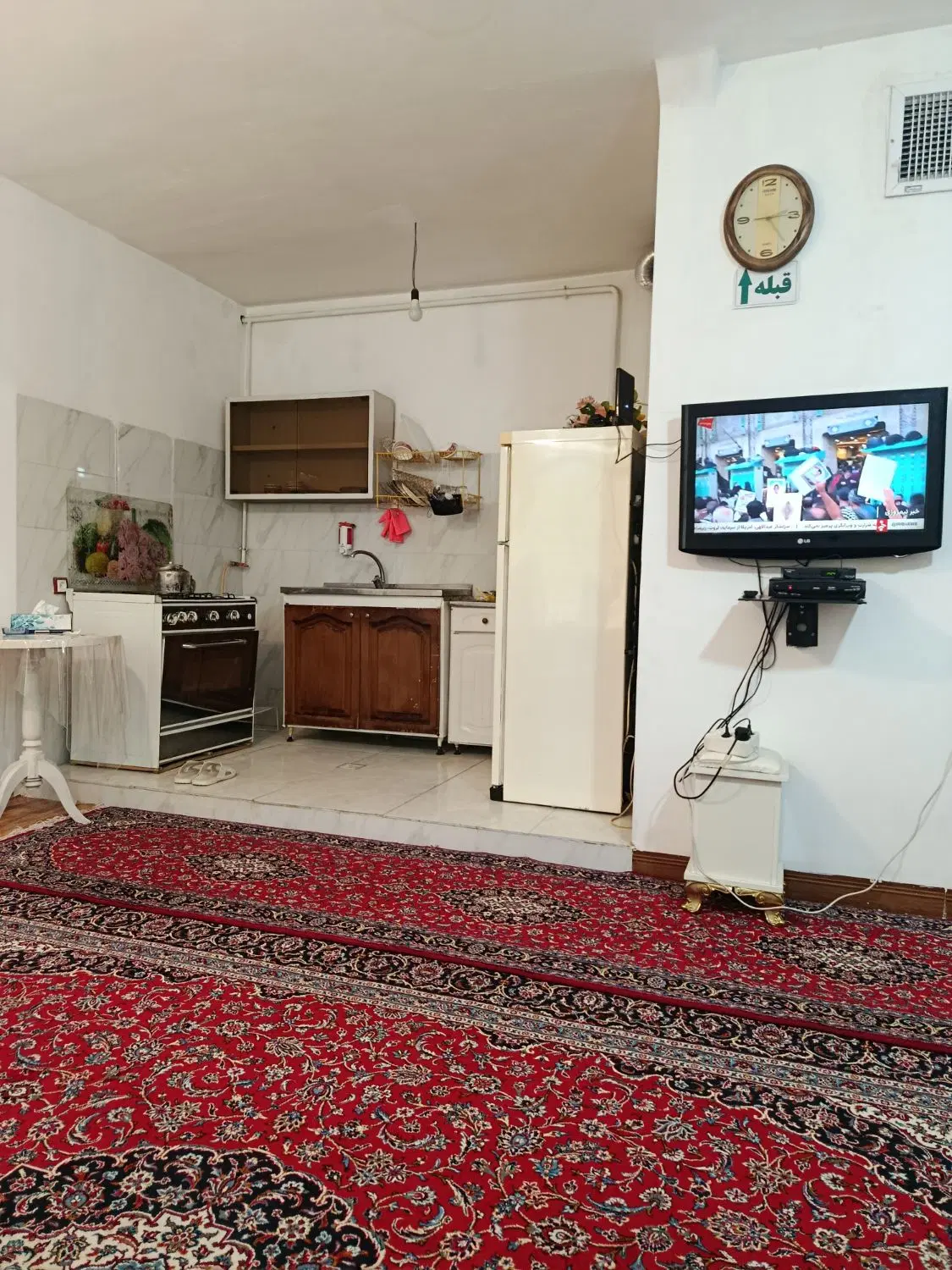اجاره (ویلا باغ طاقبستان ) داخل شهر کنار طاقبستان