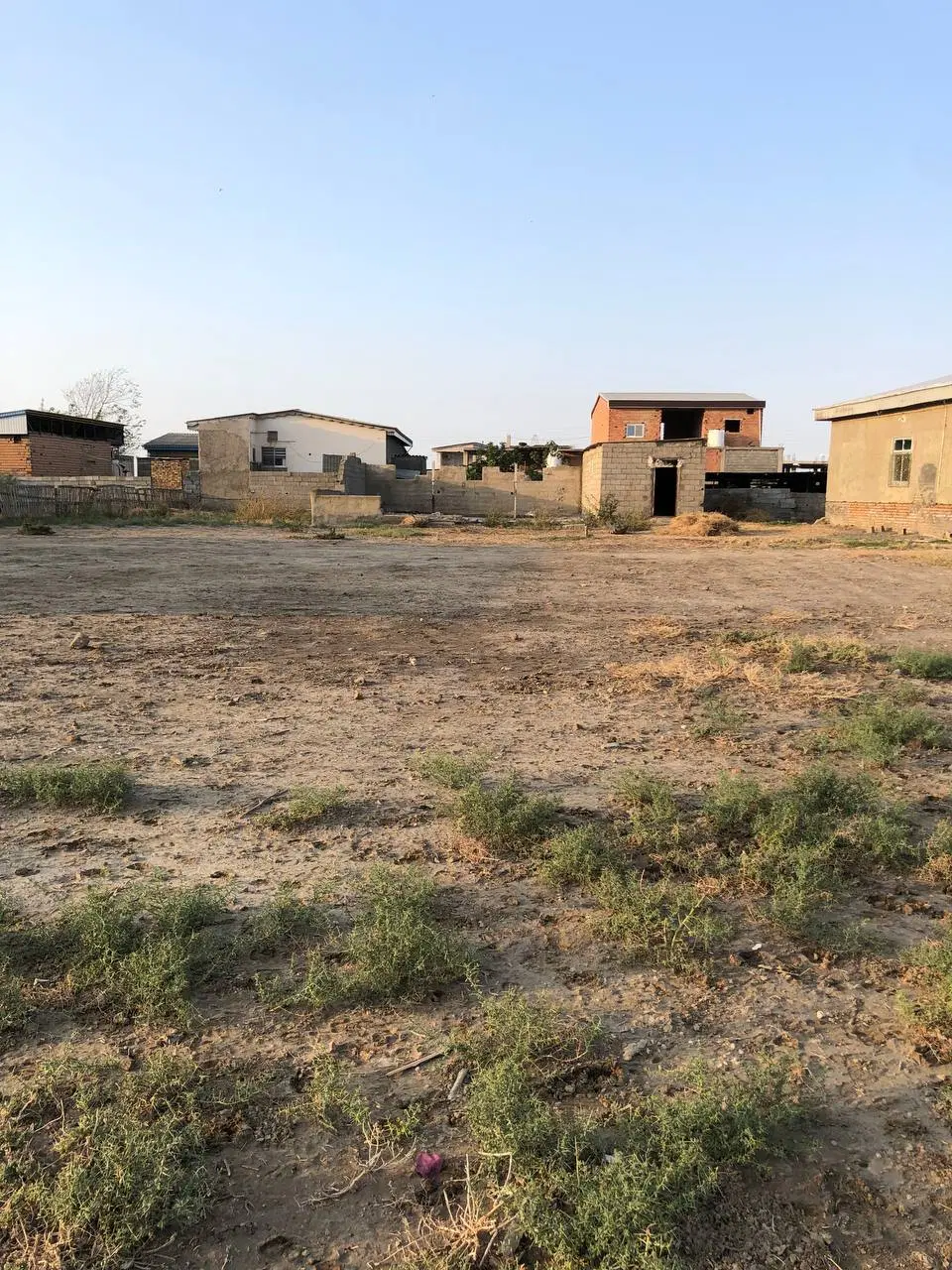 زمین مسکونی