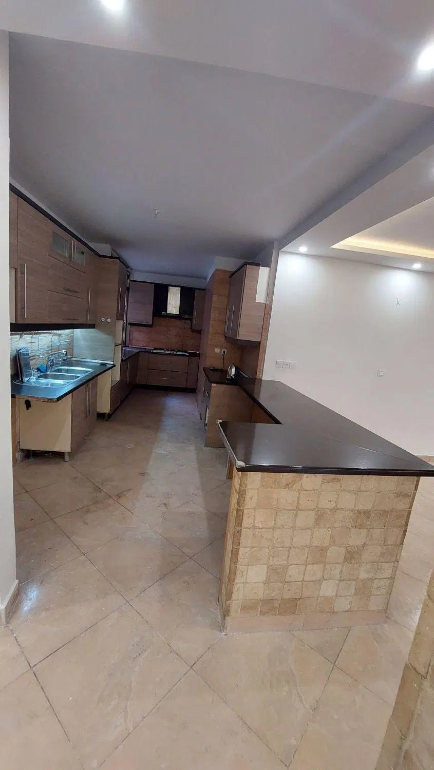 130 متر 3 خواب شمالی جنوبی تخلیه
