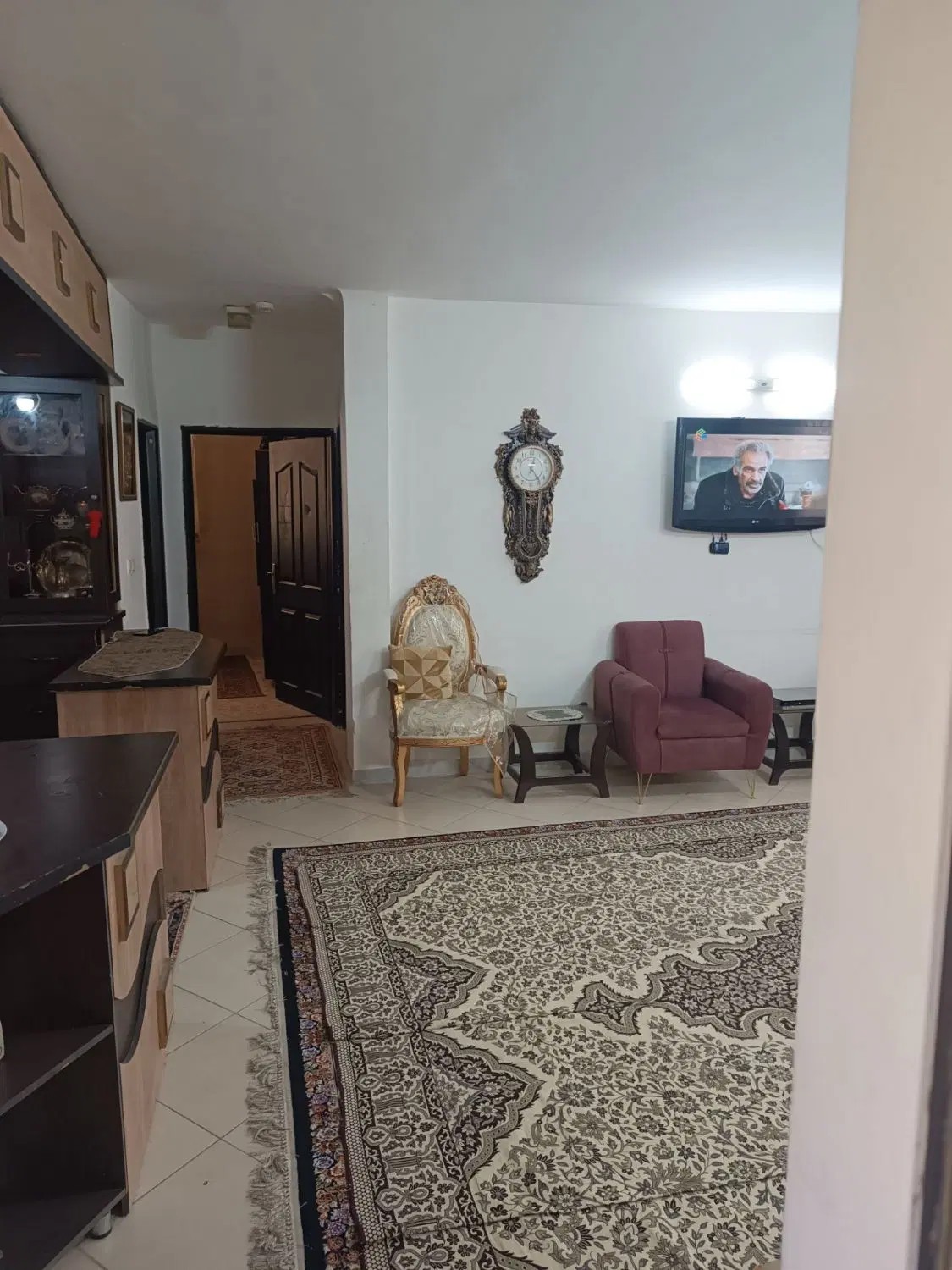 سوییت بزرگ وشیک با پارکینگ اختصاصی