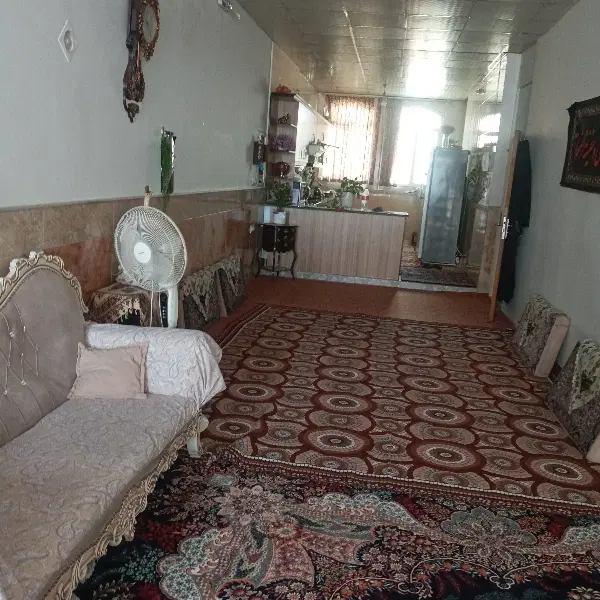 منزل سه طبقه بر خیابان(معاوضه)