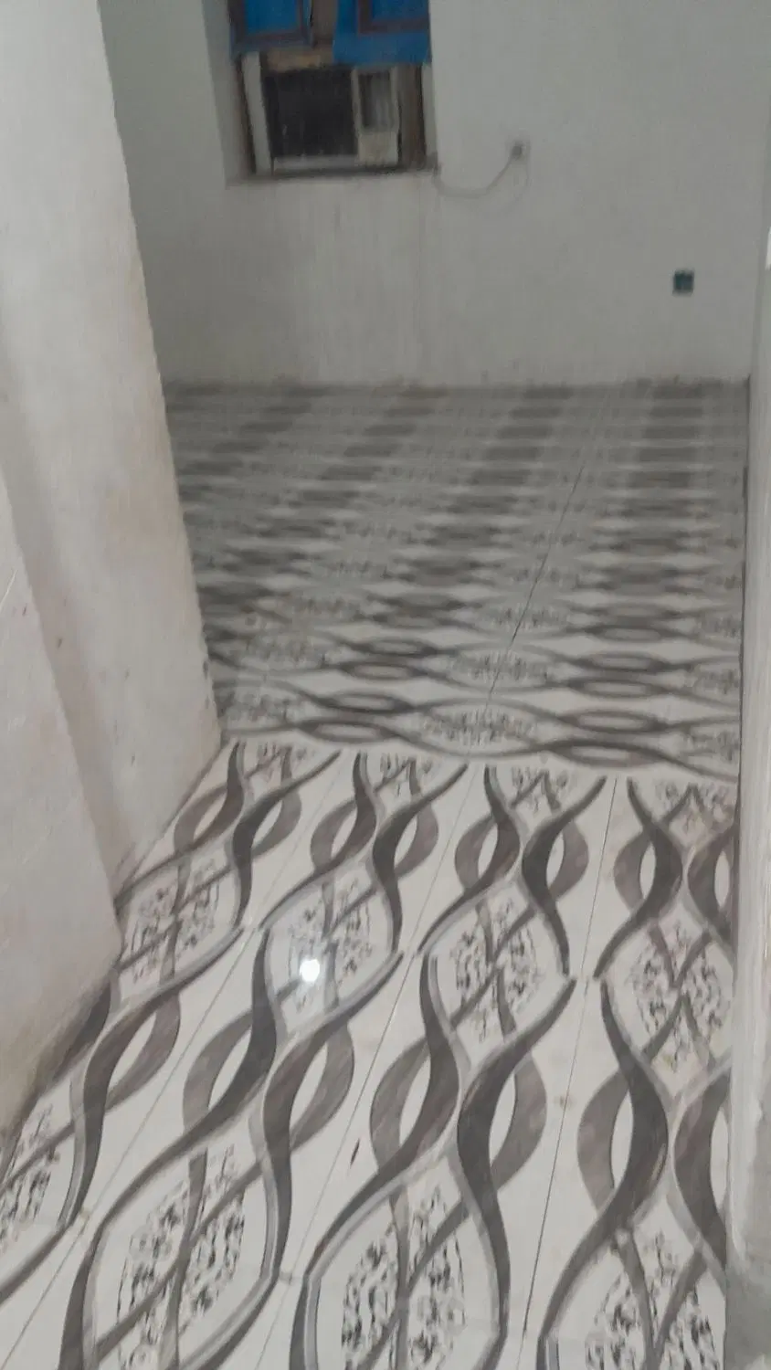 خونه حافظ ۱۴ فروشی