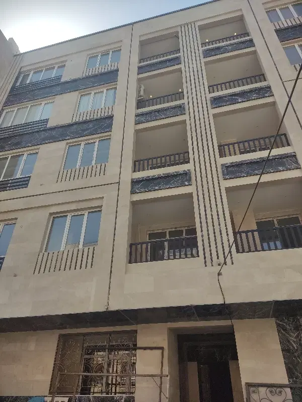 فروش واحد نوساز خوش نقشه تاپ لوکیشن فاز۱