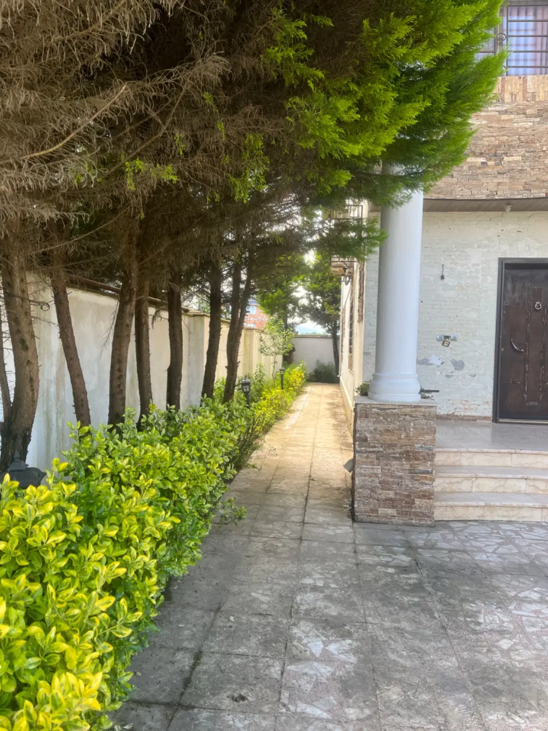 425 متر ویلایی چهار خوابه