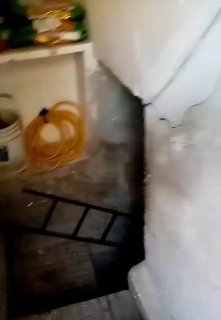 ساختمان ویلایی ۱۰۰متری سنددار.