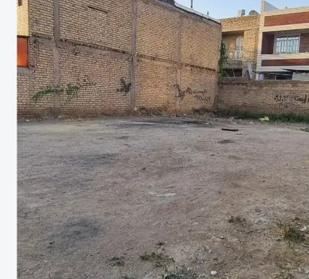۱۶۰ متر زمین مسکونی آبرومند