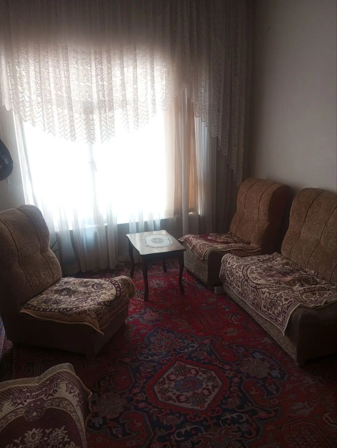 خانه حیاط دار ۱۳۵ متر منظریه مرمر