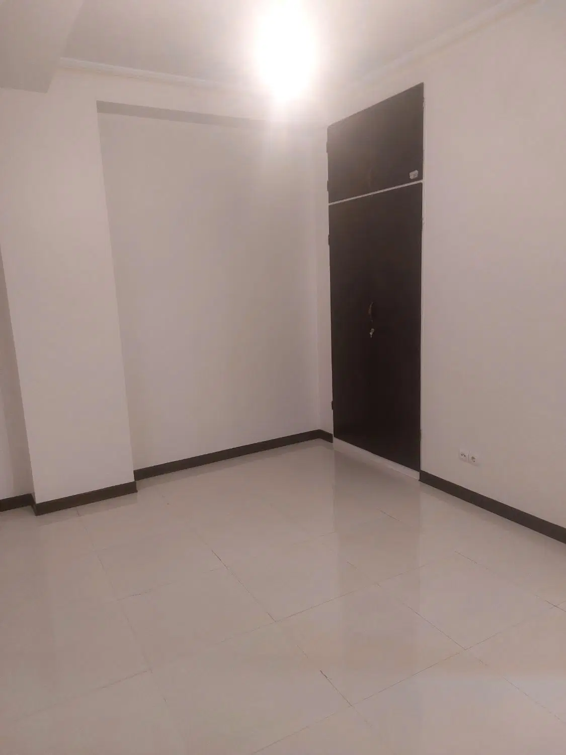 فروش یکدستگاه اپارتمان