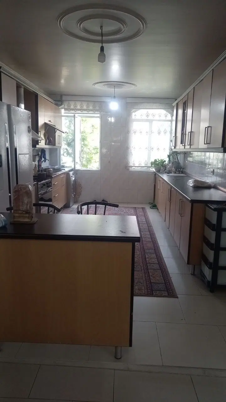 120 متر2خواب اساسنور حیاط خلوت 6 متری اماده تخلیه