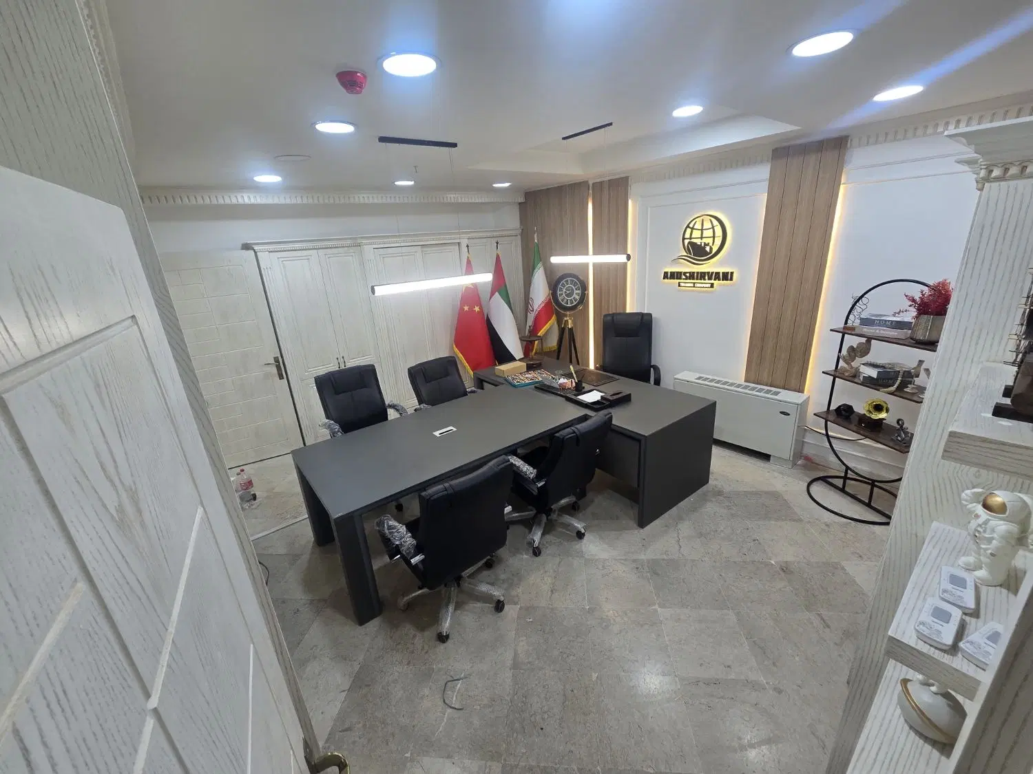 دفتر اداری تجاری در پاساژ یاقوت مصلی