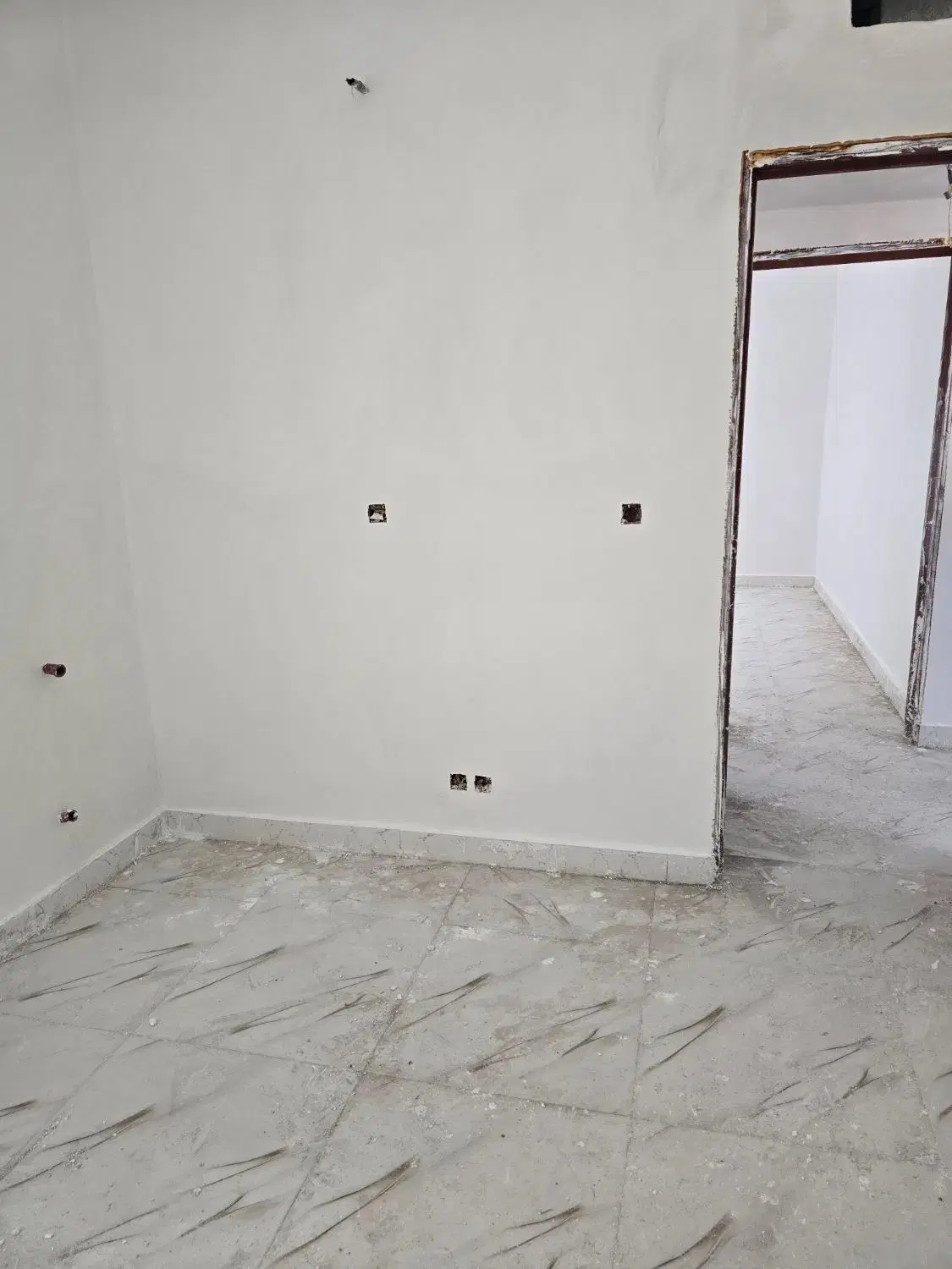 آپارتمان چشمه سفید زیر قیمت فوری