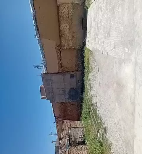 زمین ۱۹۵ متر  دارای سند مادر و پروانه ساخت