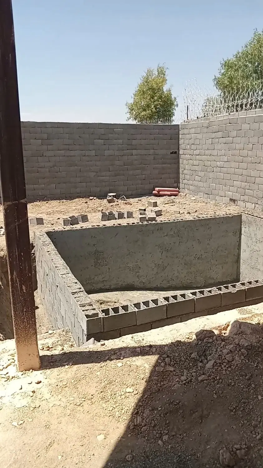 باغ نیمه کاره 500متری