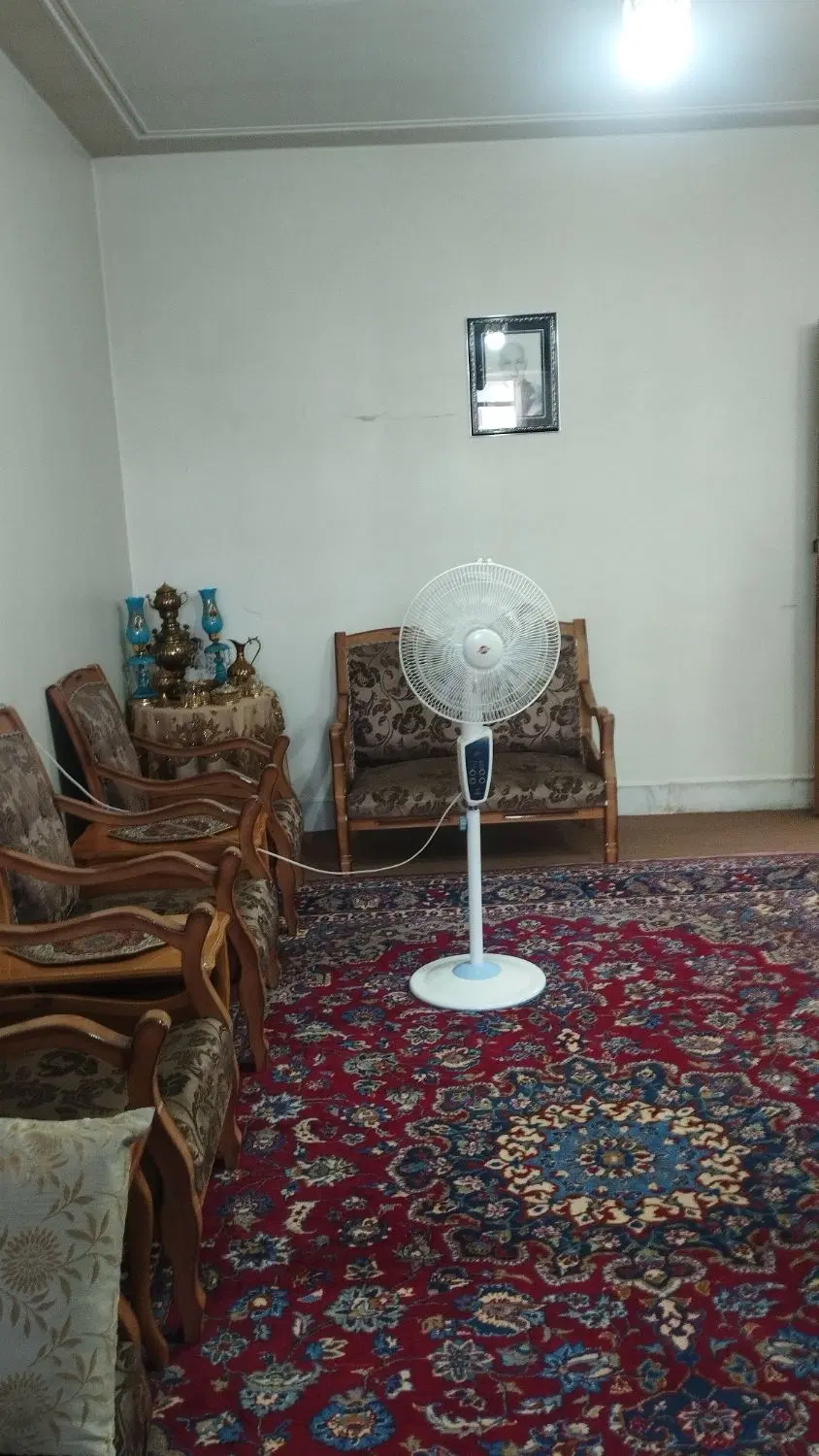 واحد تیران و آهنگران