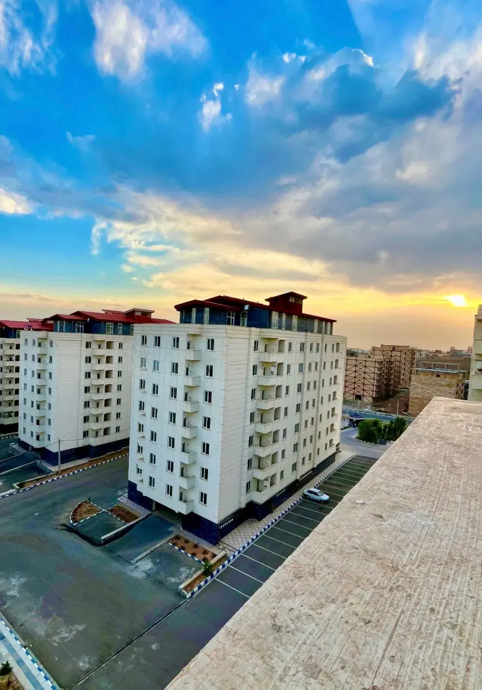 آپارتمان ۱۰۷ متری فول _ باپارکینگ _ نیکان