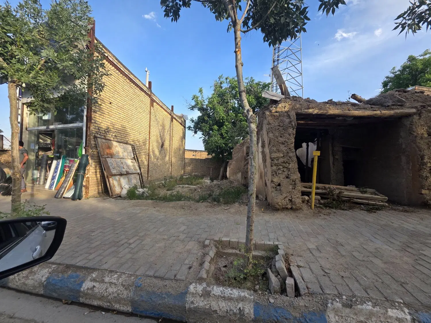 تجاری در گلمکان زمین