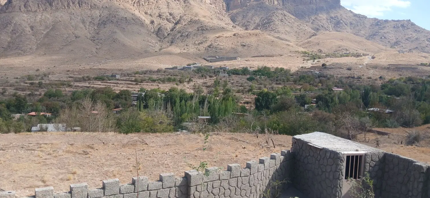 خانه باغ فروشی بنادک سادات220 متر