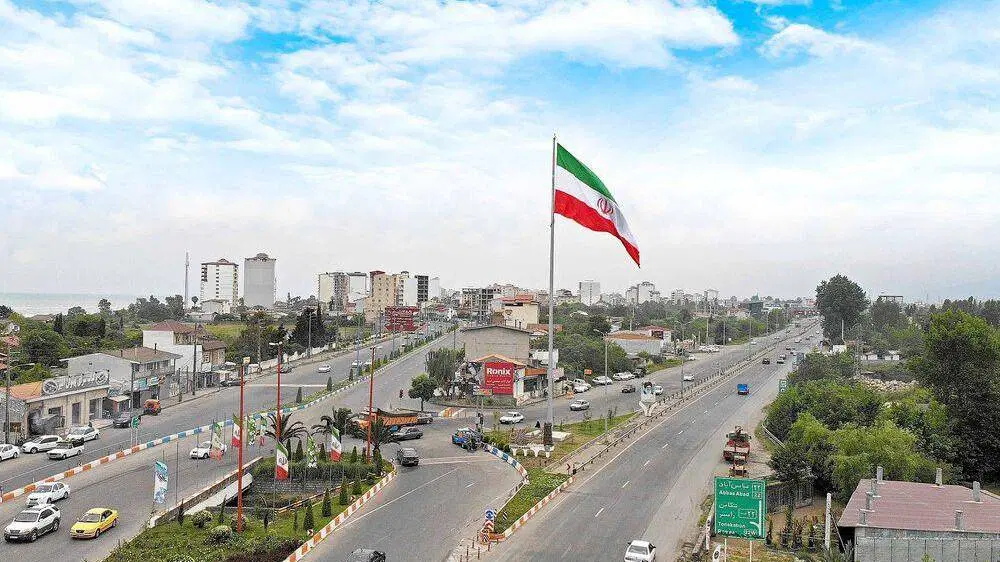 ۶۹۰ متر زمین تجاری بر کمربندی تنکابن به رامسر