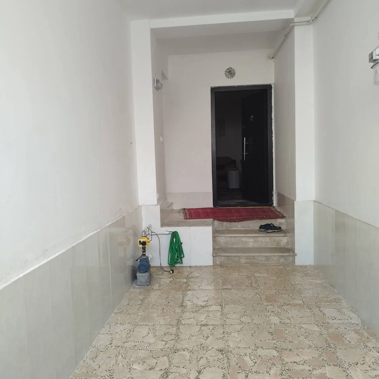 55 متر دو خوابه و پارکینگ