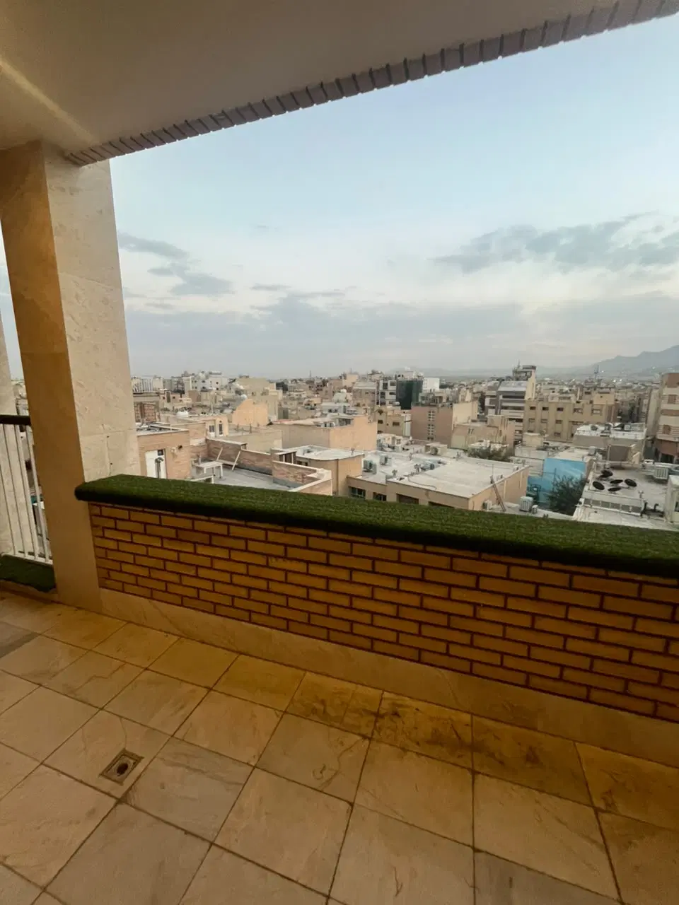 فروش ویژه 132متر2خوابه،طبقه5بزرگمهرشریف واقفی