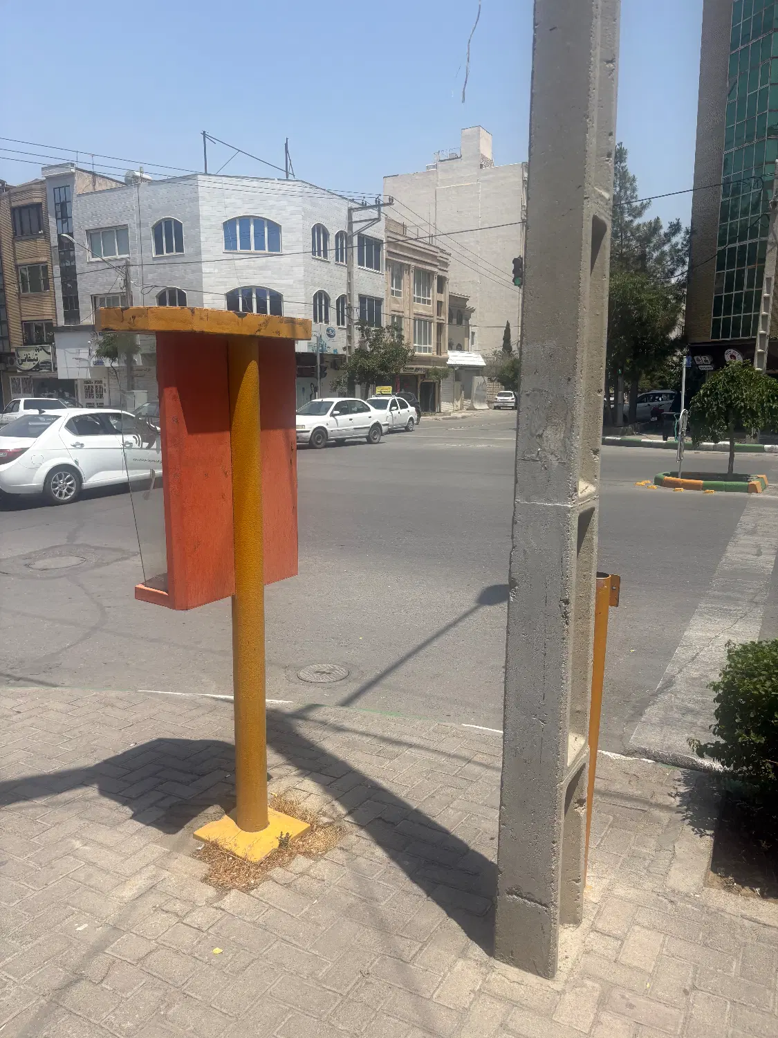 مغازه ۱۷ متر سرچهارراه جلال ال احمد