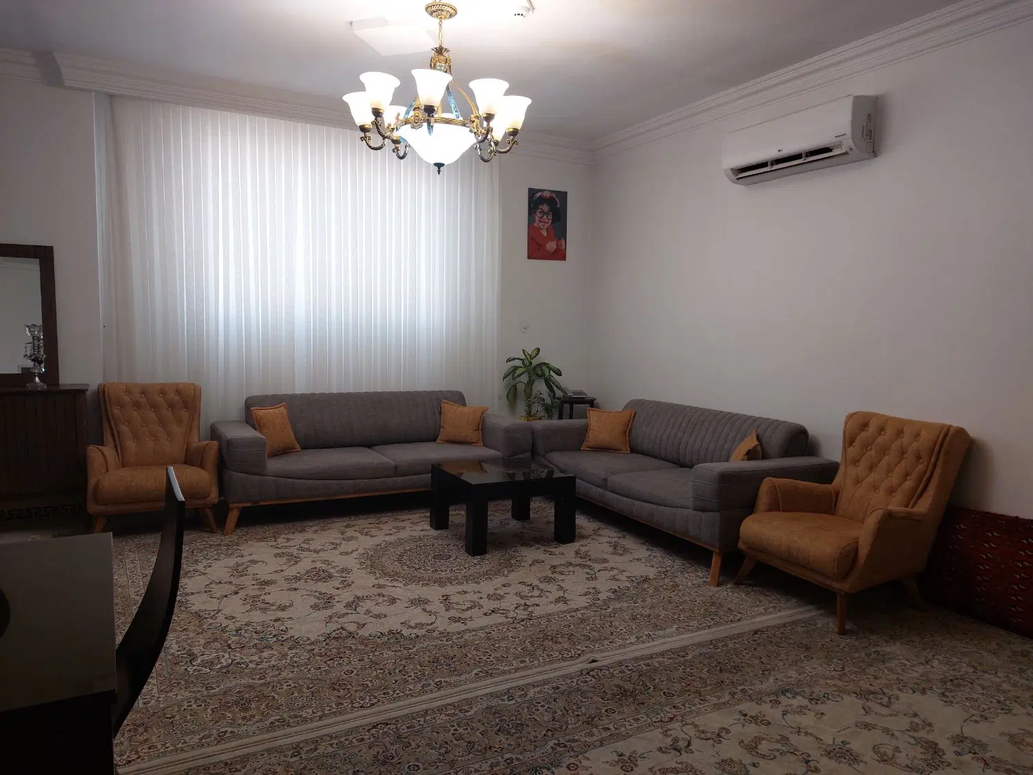 ۱۰۰ متری سند ملکی حسین زاده
