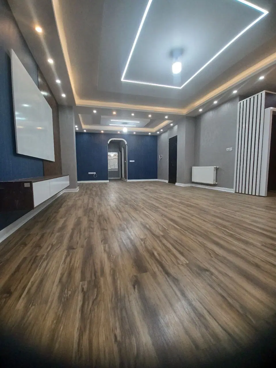 نوساز،آسانسور،پارکینگ،تکواحدی،جمهوری ۱